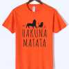 T-shirt Roi Lion Hakuna Matata avec Timon, Pumbaa et Simba - /medias/156319216757.jpg