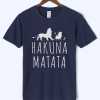 T-shirt Roi Lion Hakuna Matata avec Timon, Pumbaa et Simba - /medias/156319216788.jpg