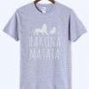 T-shirt Roi Lion Hakuna Matata avec Timon, Pumbaa et Simba - /medias/15631921679.jpg