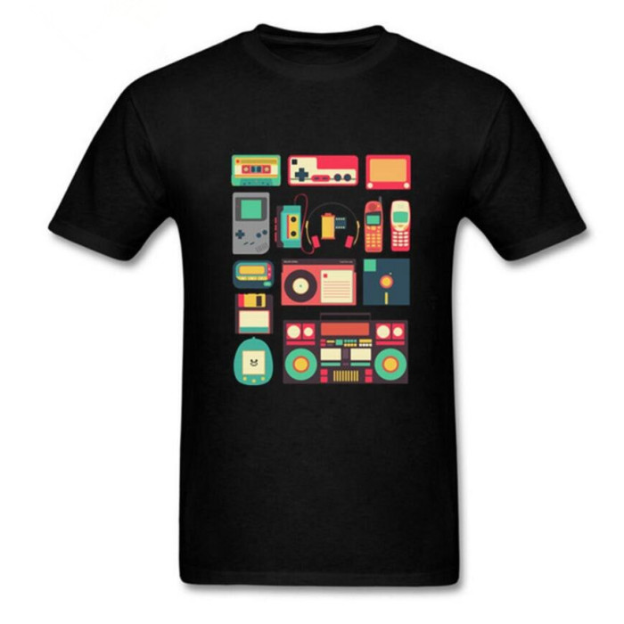 T-Shirt objets high-tech "rétro"
